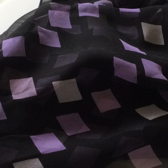 Silk scarf - Picture 3 of 3